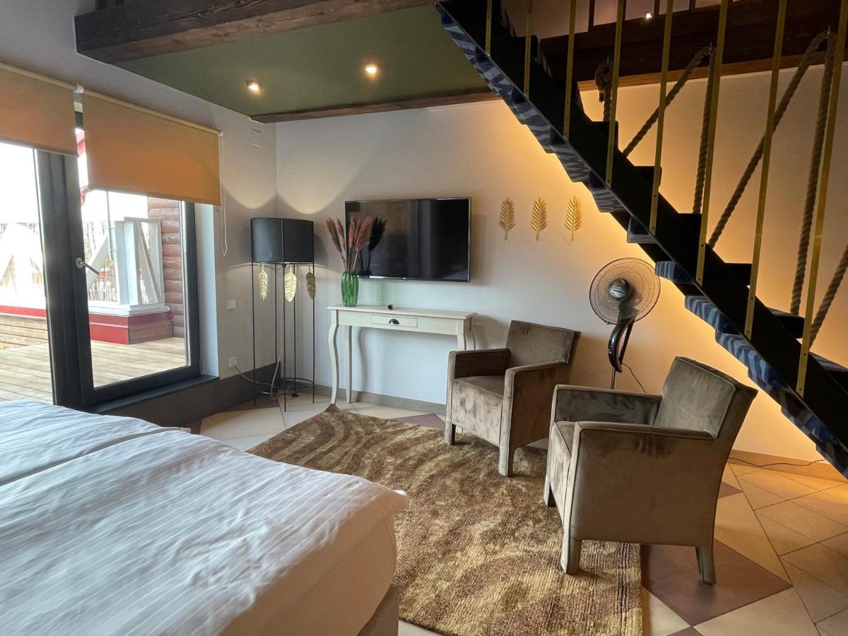 Duarto House, Sauna And Hot Tub Kiduliai ภายนอก รูปภาพ